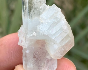 Cristal de aguamarina natural terminado de Nagar, Pakistán - 11 gramos