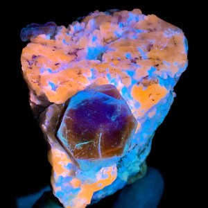 Blue Afghanite With Mica, Flurescent Afghanite, Afghanite Stone, Raw Afghanite, Afghanite From Afghanistan- 177 Gram