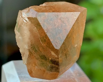 Golden Topaz Crystal Specimen: Natural Terminated Gemstone from Skardu Pakistan- 8.7 Gram