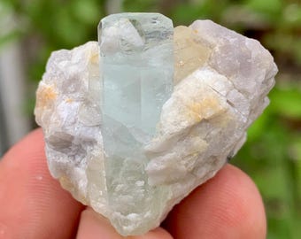 スカイブルーアクアマリン結晶標本：パキスタン、スカルドゥ鉱山（19