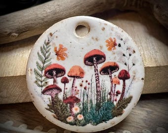 Mushrooms beads pendant, magic mushroom findings, vintage mushroom pendant, ceramic mushroom, ceramic beads pendant charms