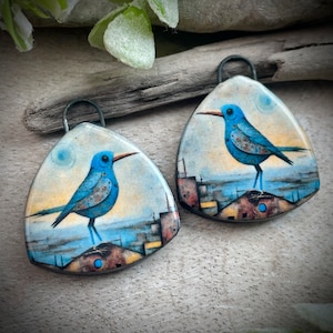 Vogeloorbelbedels voor het maken van sieraden, keramische vogelkralen, handgemaakte kralenhangers en bedels.