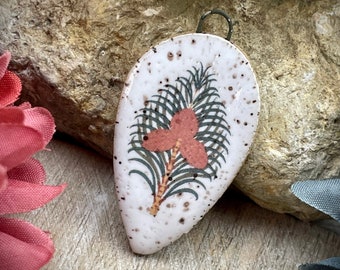 Pingentes de cerâmica, pingentes de flor de abacaxi, joias, elementos de design, pingentes de contas artesanais. Boho boho,
