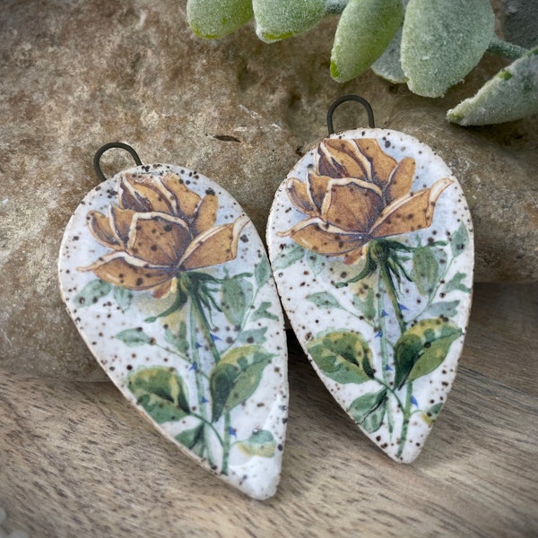 Ceramiczne zawieszki do kolczyków z motywem kwiatów, ceramiczne koraliki do ozdób do kolczyków, elementy dekoracyjne, ręcznie robione zawieszki z koralików. Boho boho,