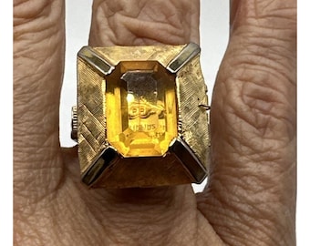 Vintage Samba 17 Jewel Swiss Made Watch Ring Gold Tone & Color Hinged Adjustable