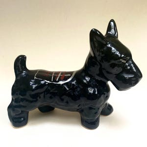 Vintage Scottie Dog Terrier Figurine 1970s 1969s Retro Mid Crntury Modern