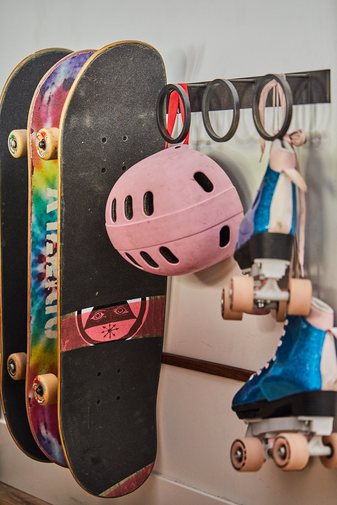 Modular Skate Rack System Skateboard Rack, Wall Mount Rack, Organize up to 5 Boards, Skate Board ...