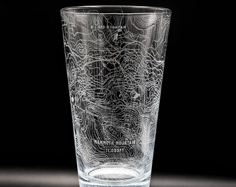 MAMMOTH MTN California Graviertes 16oz Pint Glas | Amerikanische Mtns Ski Resorts Kontur Topographische Karte Berge | Tolle Trinkgeschenkidee!