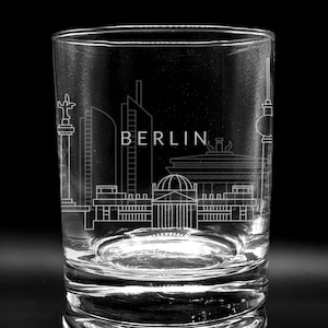 Vasos de whisky Rocks de 11 oz grabados con HORIZONTE DE CIUDAD INTERNACIONAL / Mapa de ciudades con horizonte global de Europa / Aventura de viaje / ¡Gran idea para un regalo!