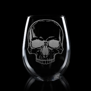 HUMAN SKULL Engraved 17oz Wine Glass | Skeleton Gothic Macabre Anatomy Bone Creepy Halloween | Great Gift Idea!