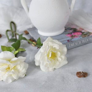 Stelo di rosa da giardino Real Touch - Fiore artificiale di alta qualità / Matrimonio / Floreale fai da te / Decorazione per la casa / Regali / Bianco crema
