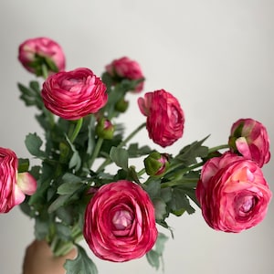 Faux Ranunculus Flower Stem - High Quality Artificial Floral / Wedding / Home Decoration / Gifts / DIY / Pink