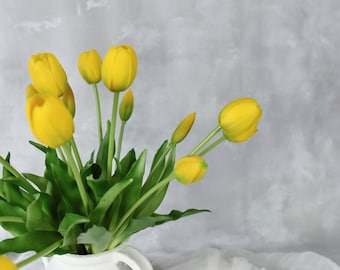 5 Stems Real Touch Tulip Bouquet - High Quality Artificial Flower / Centerpieces / DIY Floral / Wedding / Home Decoration / Gifts / Yellow