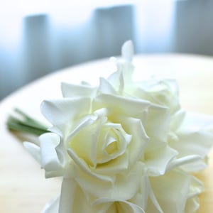 Set of 5 -  Real Touch White Rose Bouquet - High Quality Artificial Flower / Wedding / Arrangement / DIY Floral / Home Decoration / Gifts