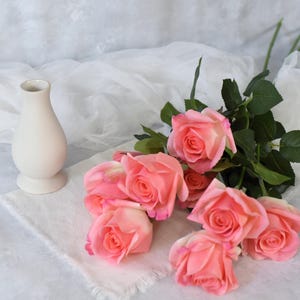 Real Touch Pink Rose Stem - High Quality Artificial Flower / Wedding / Bouquet / Floral Arrangement / Centerpiece / Gift / DIY / Home Decor