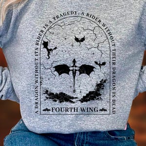 Sudadera con capucha de la Escuela de Guerra Basgiath: Sudadera con capucha del Jinete del Dragón del Cuarto Ala imagen 1