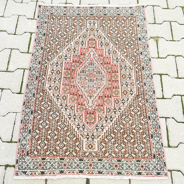 Persian rug, soft colored rug, pink rug, oriental rug, turkish vintage rug, 3.8 x 2.4 feet,oushak rug,Rugs for bedroom,Vintage afghan rug