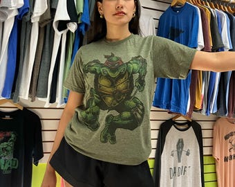 Raphael The Turtle Ninja Retro Vintage Graphic Design T-shirt Gift
