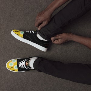 Getting to the Crown Black Lace-up Canvas Shoes