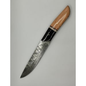 Damast-Jagdmesser „L’Auriac“ – Hosteel Artisan Cutlery – Feststehendes Messer – Klinge aus Damaststahl – Sammlermesser – Geschenk