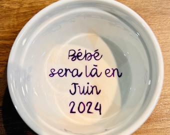 Annonce Surprise Grossesse : Bébé sera là en *** 2024