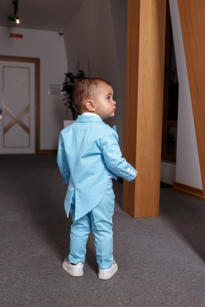 Zauberhafte Eleganz Handgemachter Anzug für Jungen Kleinkind-Frack Kinder-Frack Maßgefertigter Anzug für Jungen Blaue Hochzeit Jungenanzug Bild 5