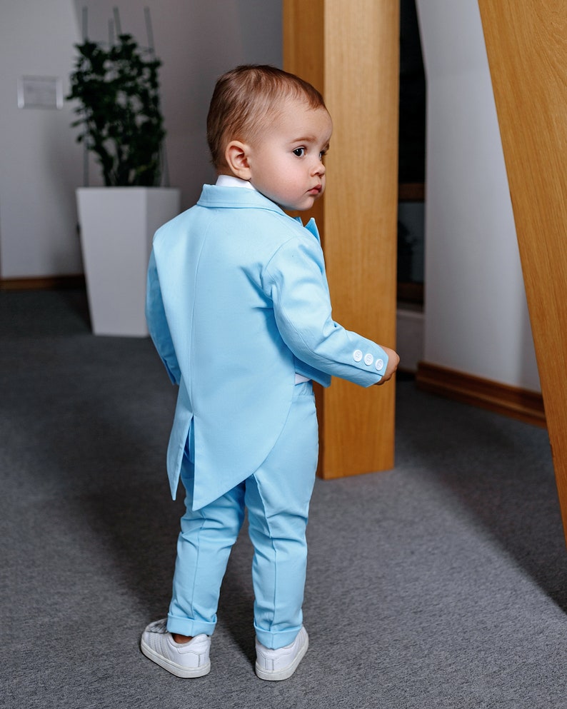 Zauberhafte Eleganz Handgemachter Anzug für Jungen Kleinkind-Frack Kinder-Frack Maßgefertigter Anzug für Jungen Blaue Hochzeit Jungenanzug Bild 1