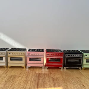 Miniature 1:12 Dollhouse Majestic stove oven