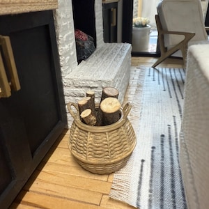 1:12 Dollhouse basket
