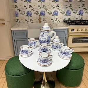 1:12 Dollhouse miniature tea set