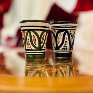 Set de Verre à thé marocain 5oz, couleur Or Service à motifs arabesques  Tasses à thé artisanales Service à café Style Boho chic -  France
