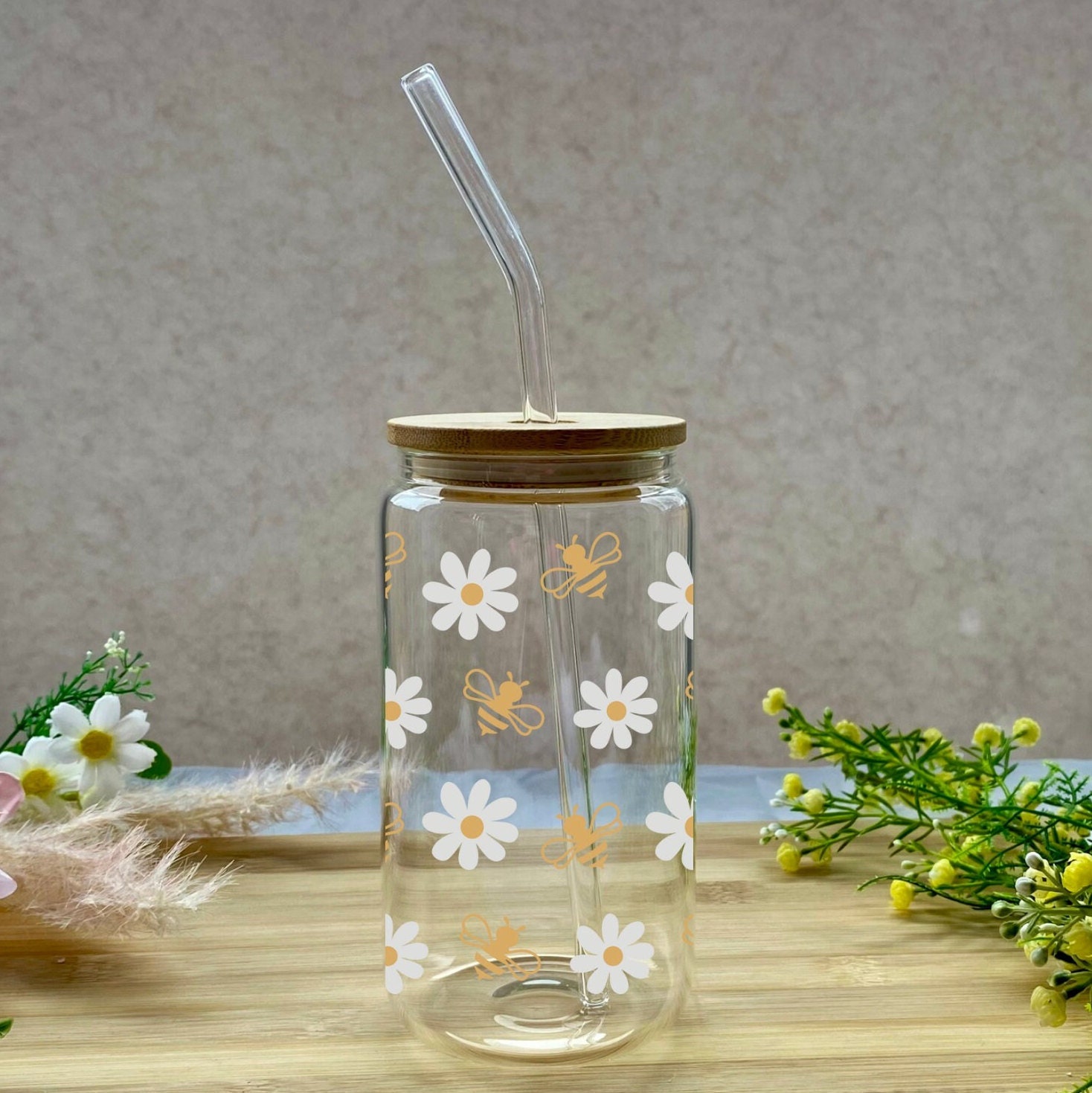 Wholesale Beer Can Glass With Bamboo Lids and Glass Straws Libbey Beer Can  Glass Blank Soda Can Glass Iced Coffee Clear Glass Jar 