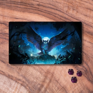 Tapete de jogo MTG, tapete de jogo MTG com tema de coruja noturna disponível com ou sem zonas, tapete de jogo TCG com tema de floresta e bosque, presentes para jogadores
