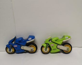 リトルタイクスRUGGED RIGGZ モーターサイクル運搬車&バイク２台セット Little Tikes Rugged Riggz Green Motorcycle with Kickstand