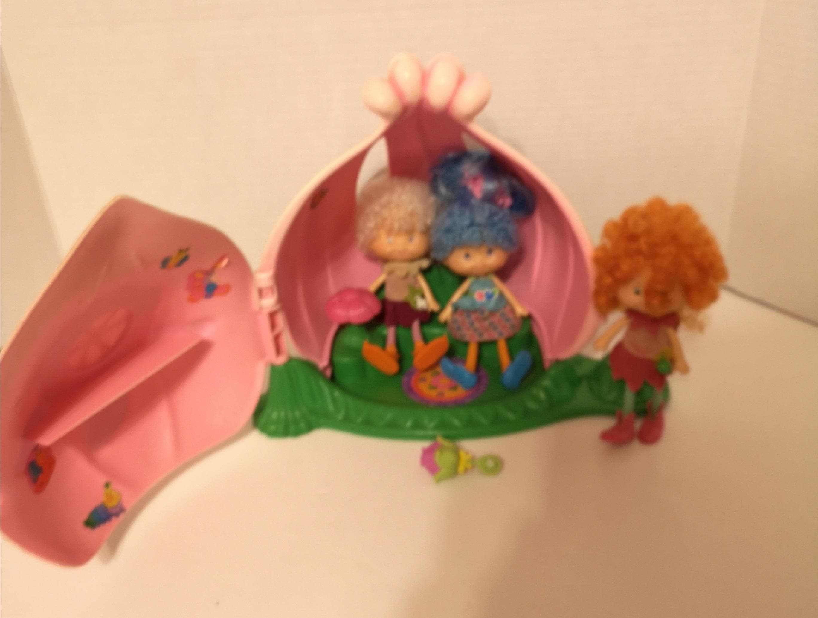 Vintage RARE 1982 Herself the Elf Dolls X 3 and Elves Flower House