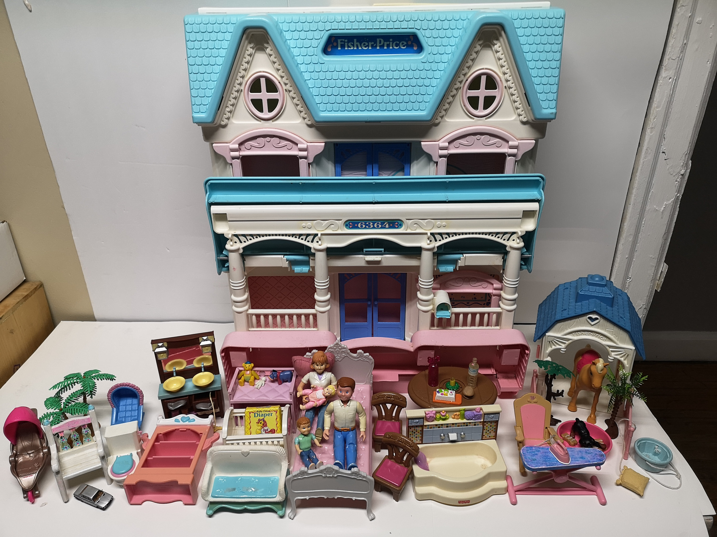 Little people 2024 dollhouse accessories