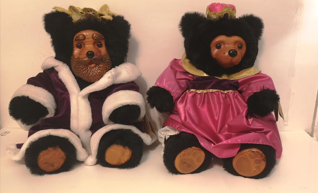 Vintage RARE Raikes Bears by Robert Raikes / Applause King William