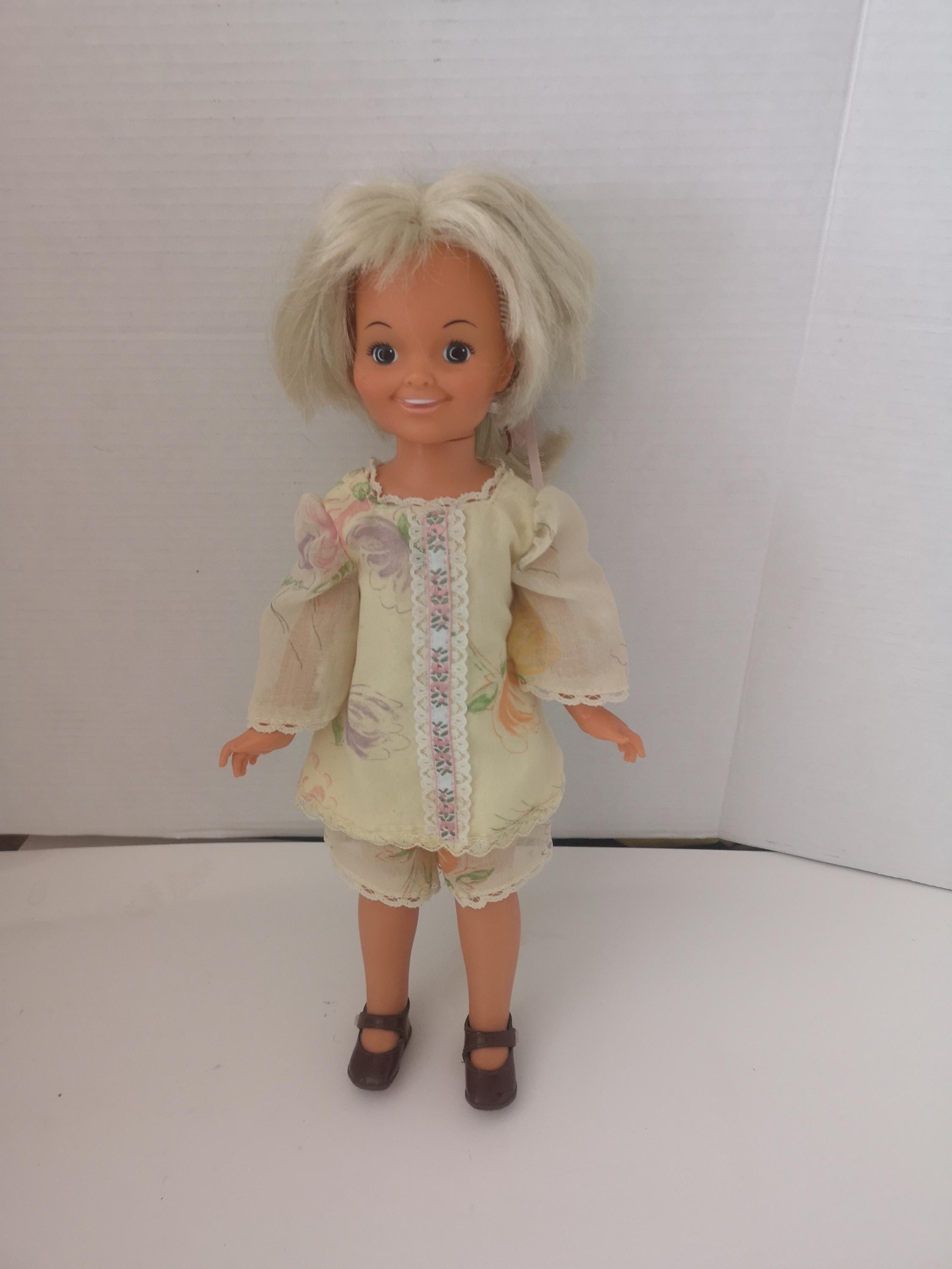 Vintage 1970s Crissy Velvet Ideal Doll With Growing Hair Works
