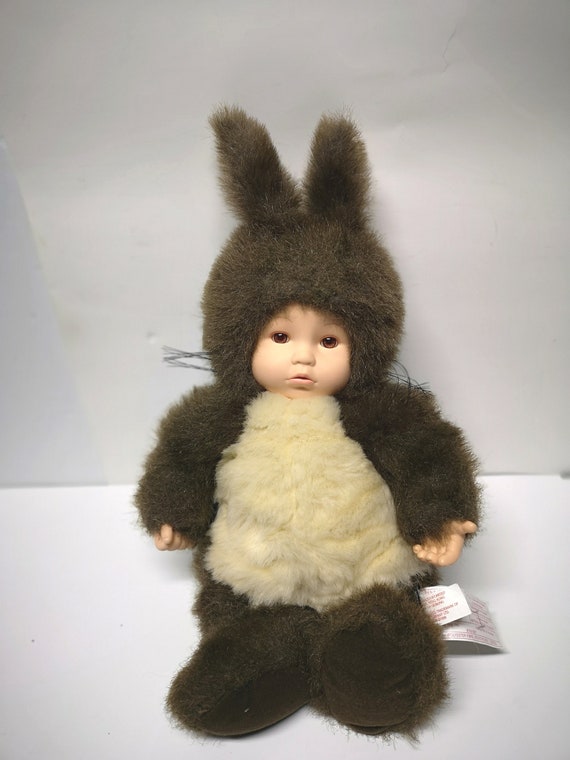 Vintage 1990s Anne Geddes Squirrel Plush Doll 15
