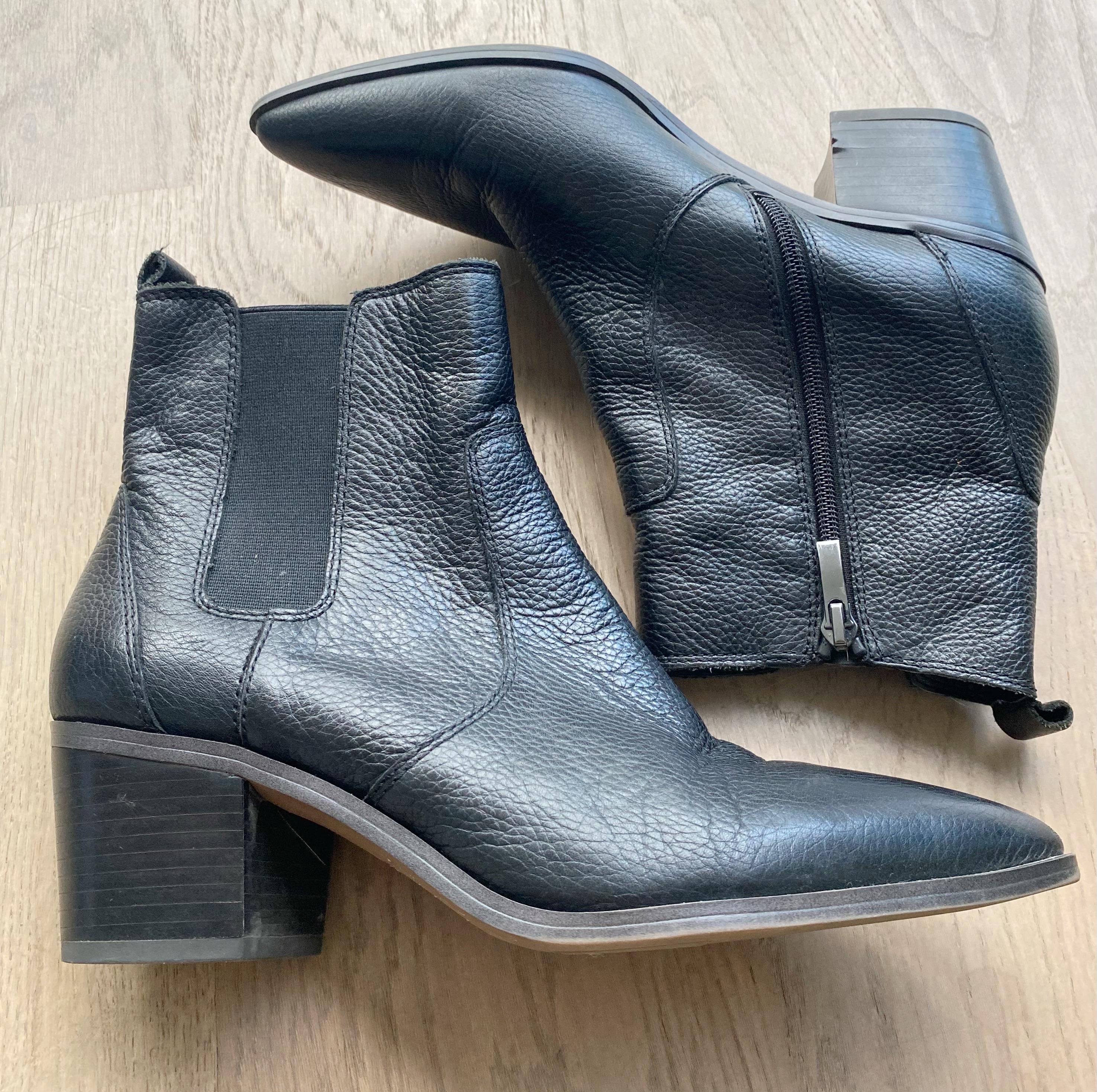 franco sarto black dress boots Haleen Over-the-Knee Sometimes all you need is a simple staple to pull a look together Women's Informa Wren Dress Booties