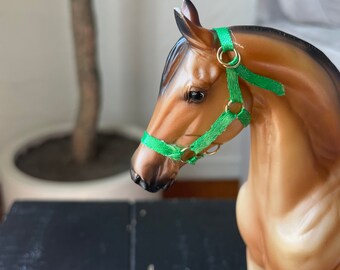 Green Breyer Horse Halter - Freedom Series Scale