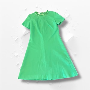 Lime green vintage 60 dress vintage mod small womans dress shift dress