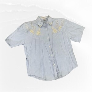 Jane Ashley Western top vintage 80s - 90s denim medium womans country pearl detail short sleeve floral pattern