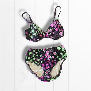 60s - 70s Vintage womens bikini set floral small womans