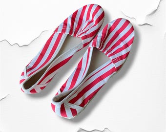Red and white striped 90s vintage slip on womens shoes size 8