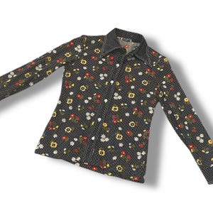 The Villager Womans retro black long sleeve floral shirt xs - s dart collar button up