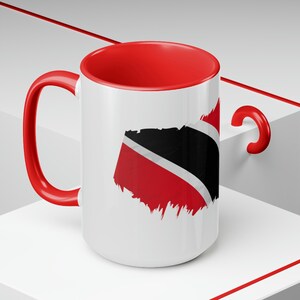 Trini Flagge Tasse | Trinidad und Tobago Kaffeetasse | Trini Geschenke | Insel Tasse Geschenk | Karibik Kaffeetasse | Zweifarbige Kaffeetassen, 15oz