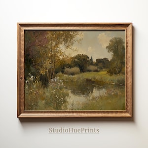 Peut inclure: Une peinture vintage dans un cadre en bois représente un paysage paisible avec une rivière serpentant à travers une forêt verdoyante. Les arbres sont un mélange de vert et de brun, et l'eau est d'un bleu-vert calme. La peinture est de style rustique, avec une palette de couleurs douces et tamisées.