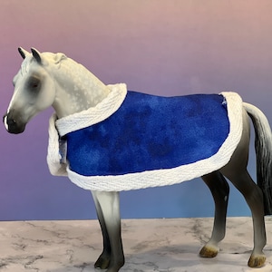 PRETTY! Blue Schleich Horse Blanket!