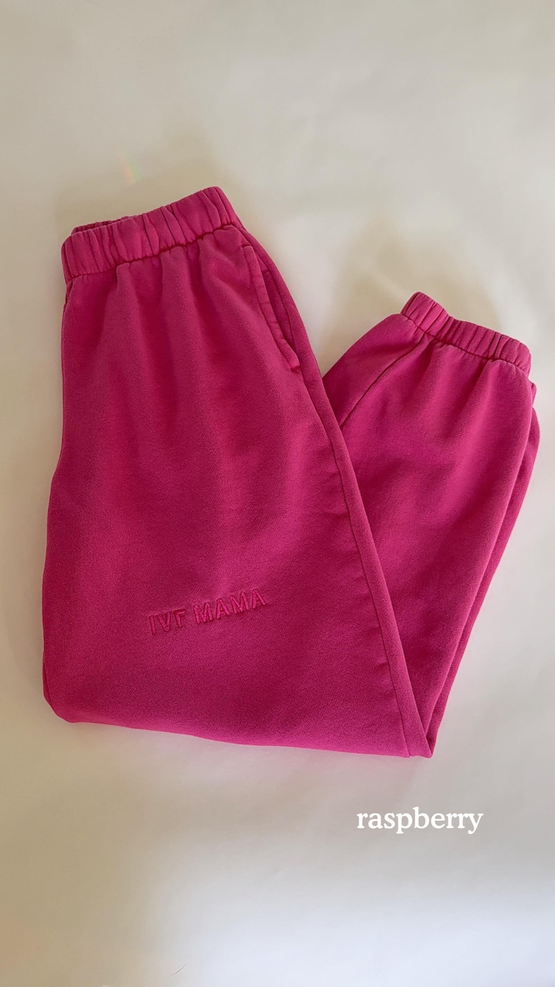 Pantalones deportivos para mamás de FIV - Infertilidad - Conjunto para el día de la transferencia - Regalo de FIV - FIV - Pantalones deportivos para mamás de fertilización in vitro - Mamá de FIV imagen 4